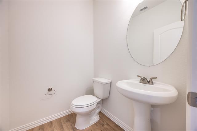 Building Photo - 1912 Flaxen Dr