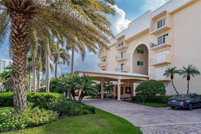 Building Photo - 3450 Gulf Shore Blvd N