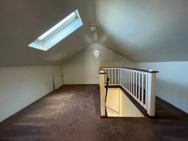 Building Photo - Arcata House