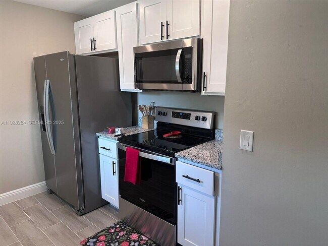 Building Photo - 2102 South St