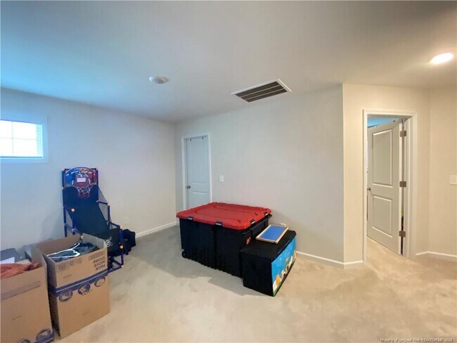 Building Photo - 808 Old Angus Ln