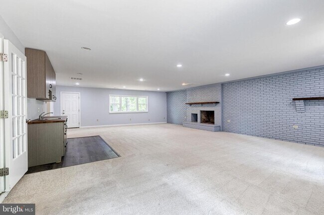 Building Photo - 1099 Snow Hill Ln