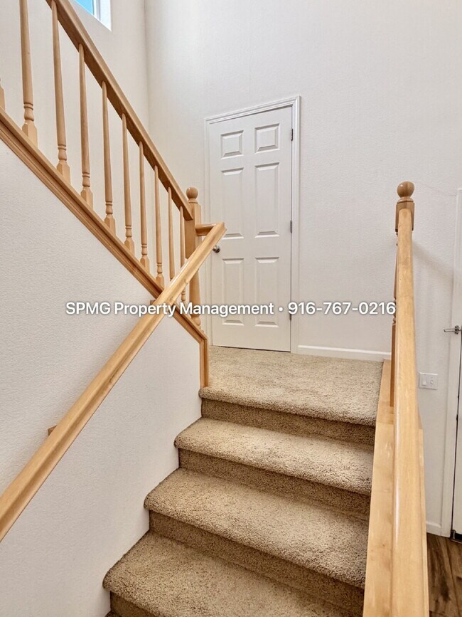 Building Photo - Beautifully Maintained 3 Bed / 2.5 Bath Home in South Natomas — New Appliances & Community Amenit...