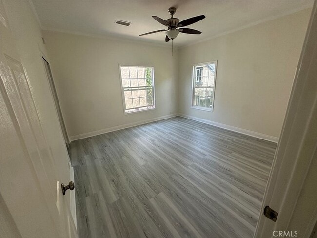 Building Photo - 1760 1/2 N Las Palmas Avenue Unit