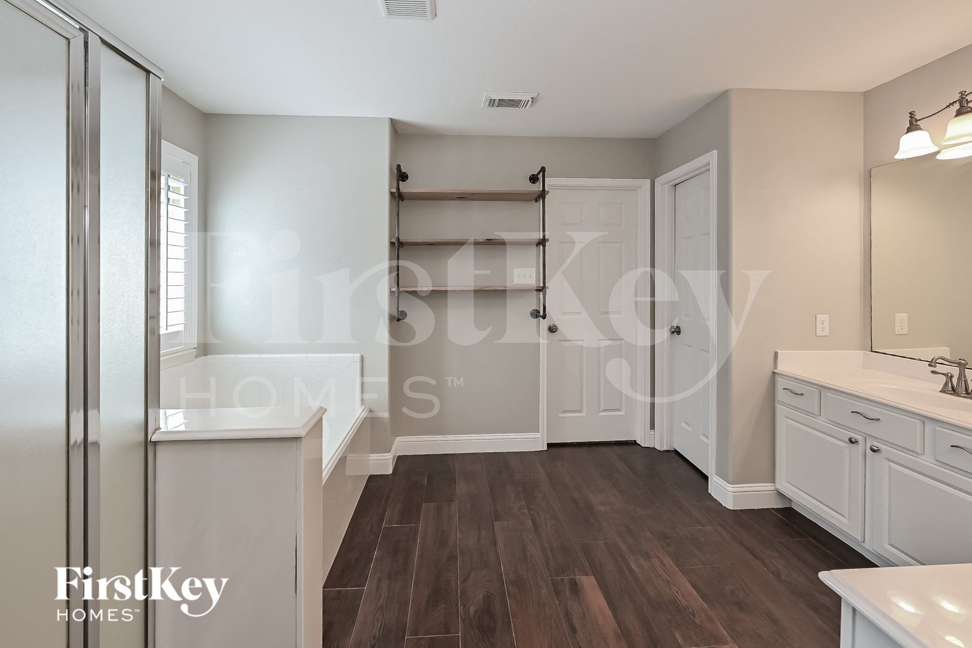 Building Photo - 16611 Cypress Marsh Ct