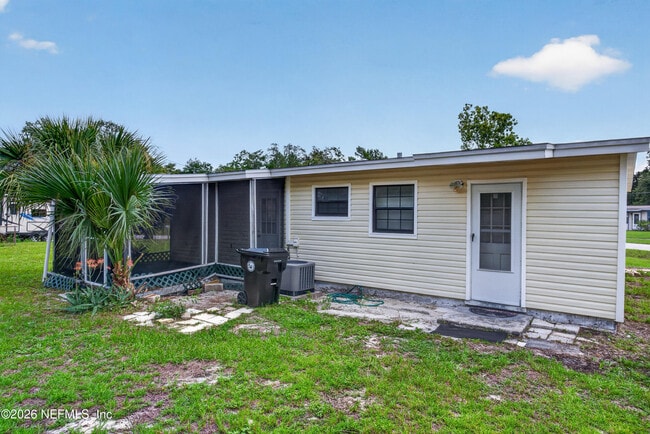 Building Photo - 255 Woodside Dr