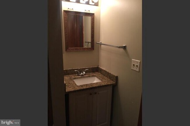 Building Photo - 18050 Chalet Dr