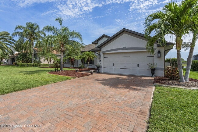 Building Photo - 4650 Chardonnay Dr