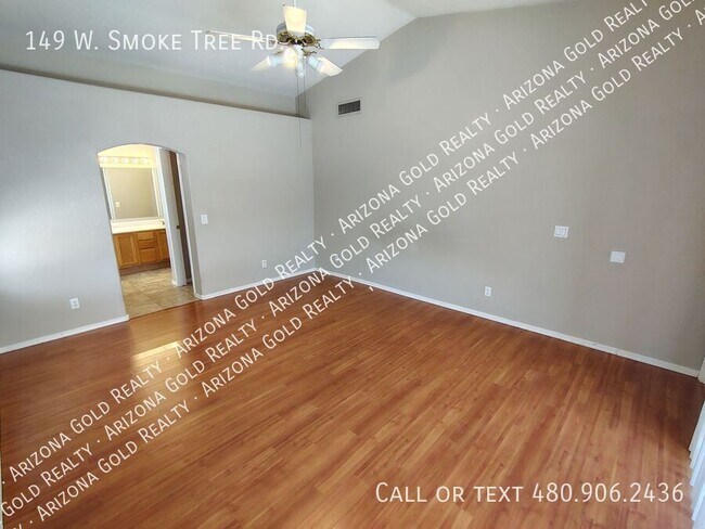 Building Photo - 149 W Smoke Tree Rd
