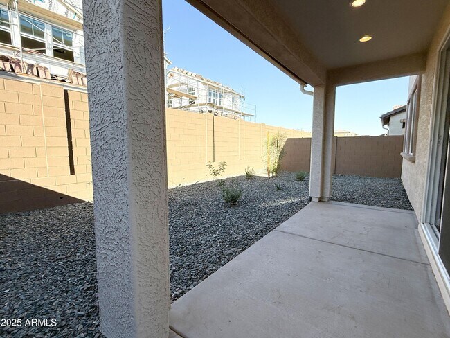 Building Photo - 10136 E Ursula Ave