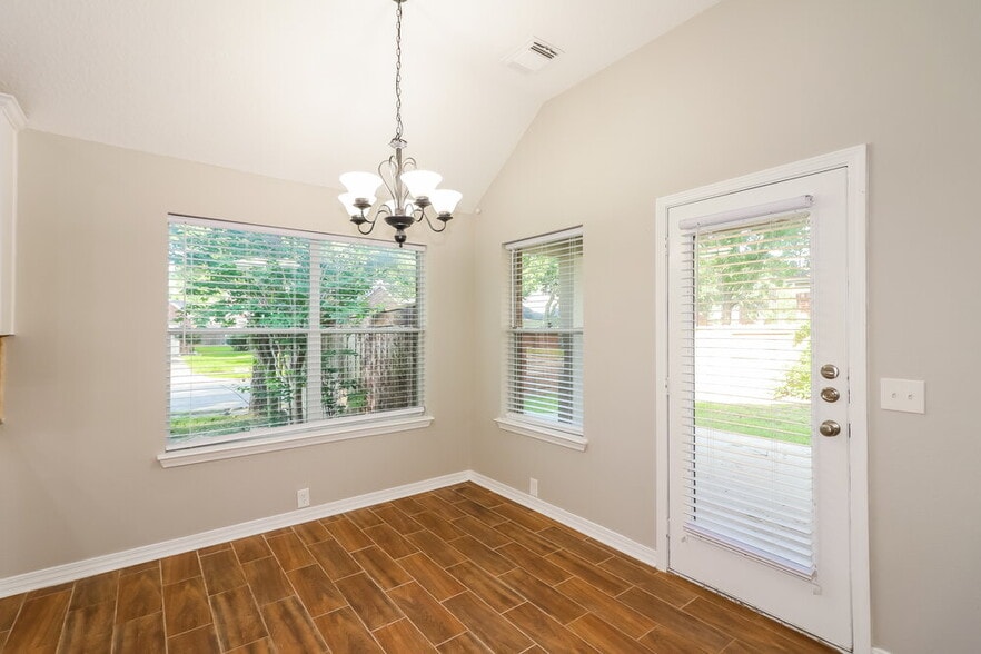 Building Photo - 3103 Bronco Bluff Ct