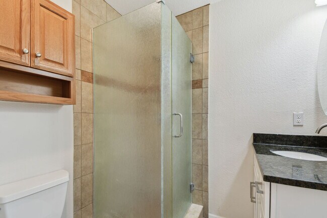 Building Photo - 345 Capri Blvd