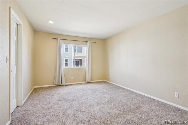Building Photo - 5888 Biscay St