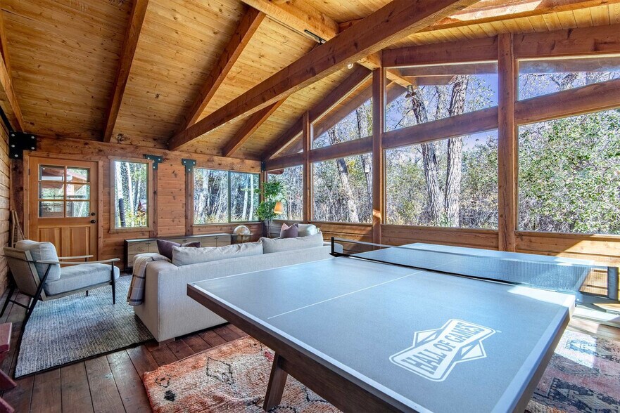 Building Photo - 529 Quaking Aspen Dr