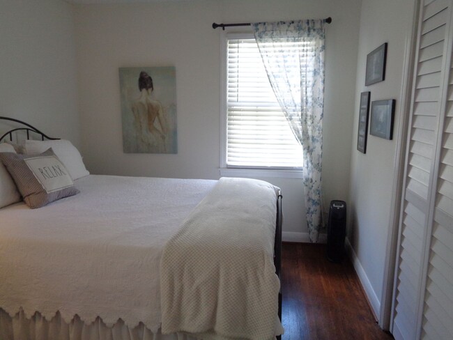 Building Photo - Charming Ardmore Home