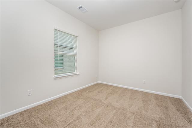 Building Photo - 4013 Bluestem Blvd