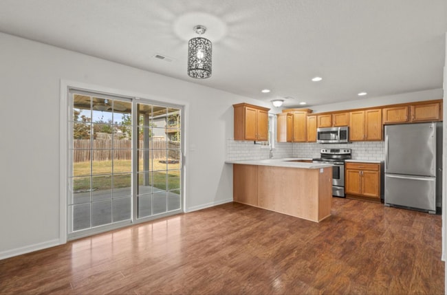 Building Photo - 3905 Jungle Tree Dr