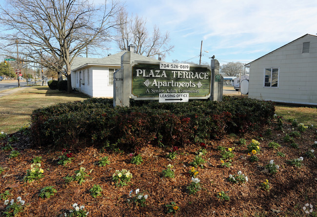 Building Photo - Plaza Terrace Senior Apartments 55+