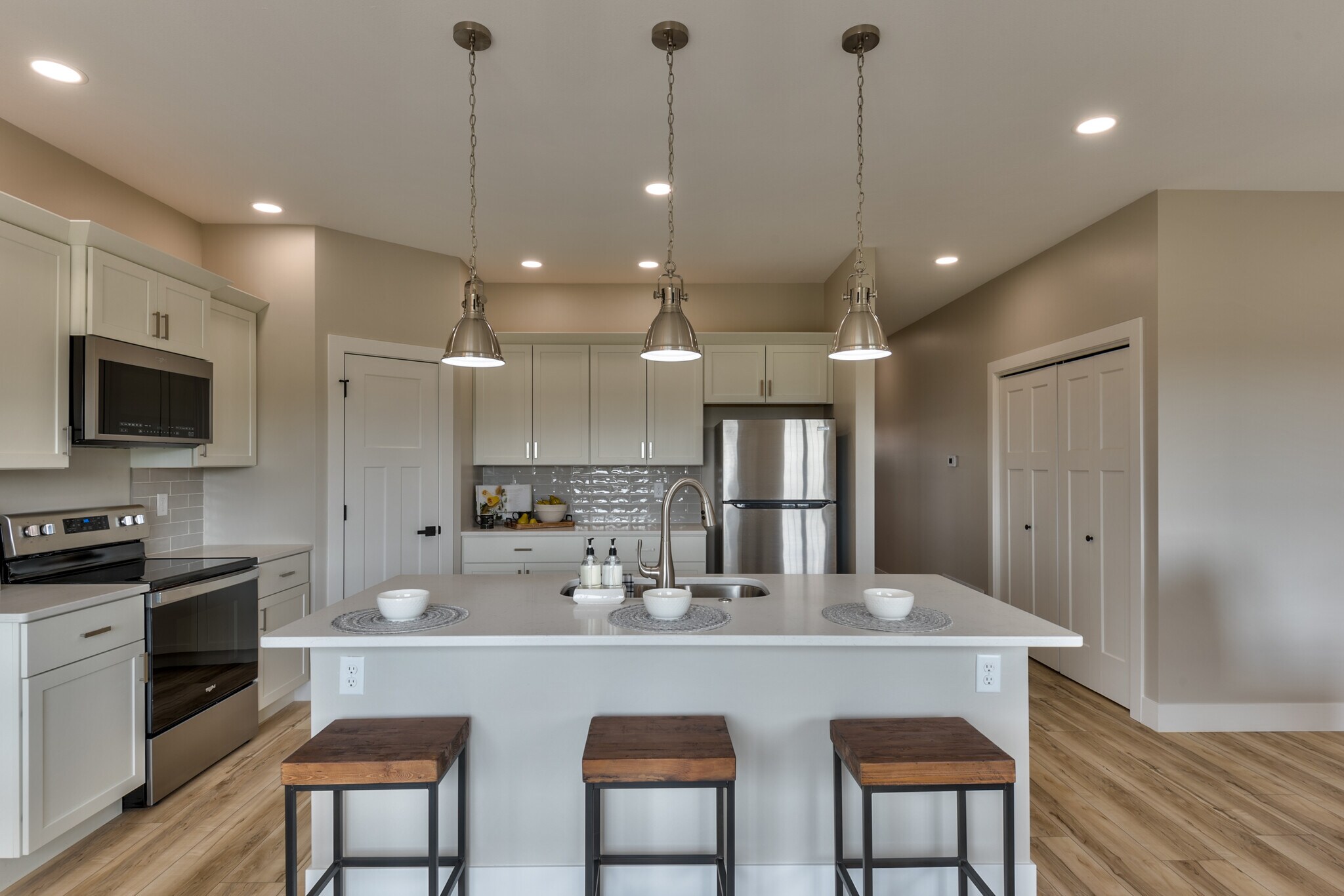 Building Photo - 625 Layne Dr