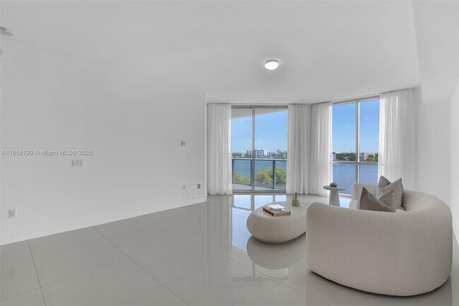 Building Photo - 17111 Biscayne Blvd
