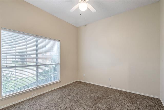 Building Photo - 10217 Max Ln