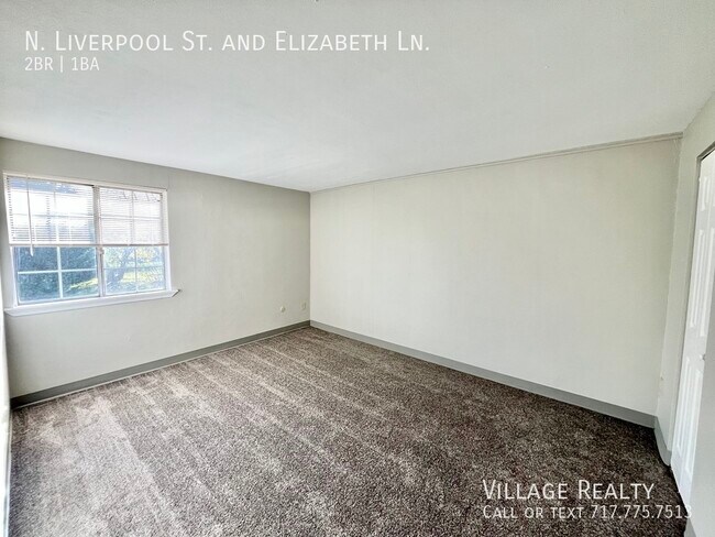 Building Photo - 75 N Liverpool St