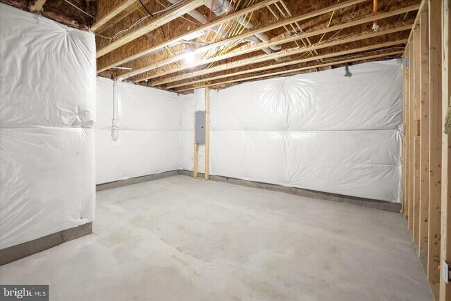 Building Photo - 3823 Solidarity Cir