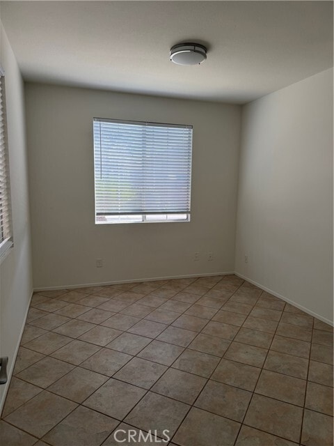 Building Photo - 7370 Oxford Pl