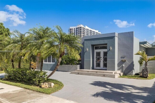 Building Photo - 7549 Buccaneer Ave