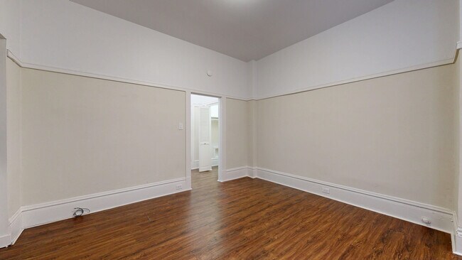 Building Photo - 422 Ellis St