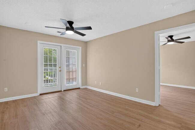 Building Photo - 100 Kensington Blvd