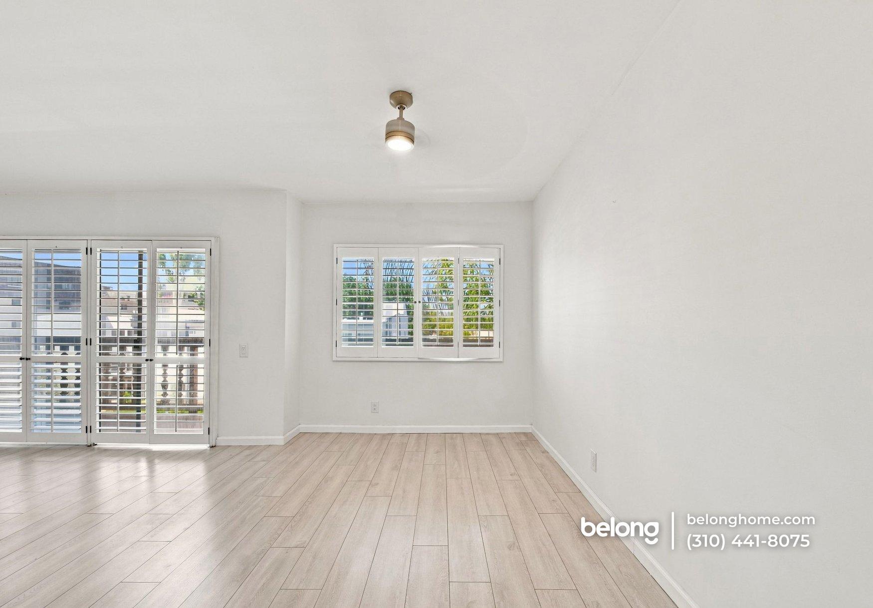 Building Photo - 5400 Lindley Ave