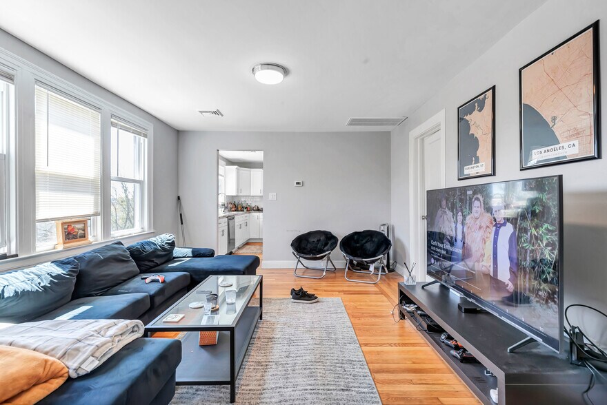 Building Photo - 4 Sheldon Terrace