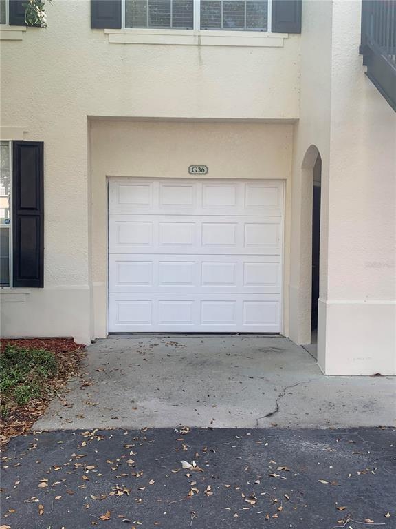 Building Photo - 9061 Lee Vista Blvd