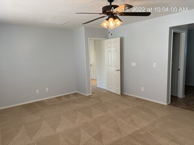 Building Photo - 3 Bedroom w/ Rooftop Deck in Providence