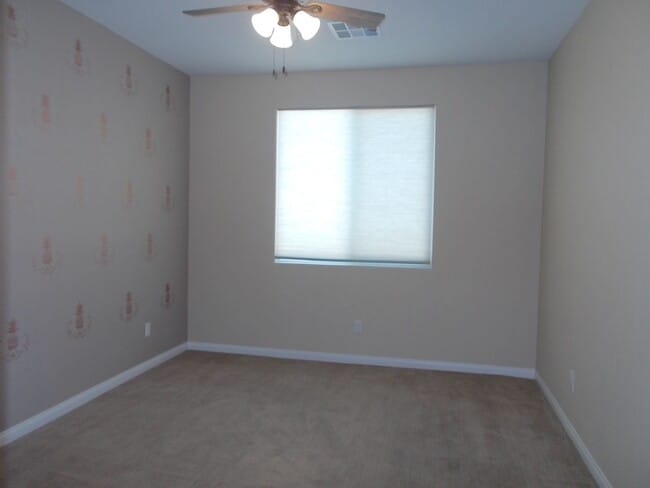 Building Photo - 1401 Cattail Falls St