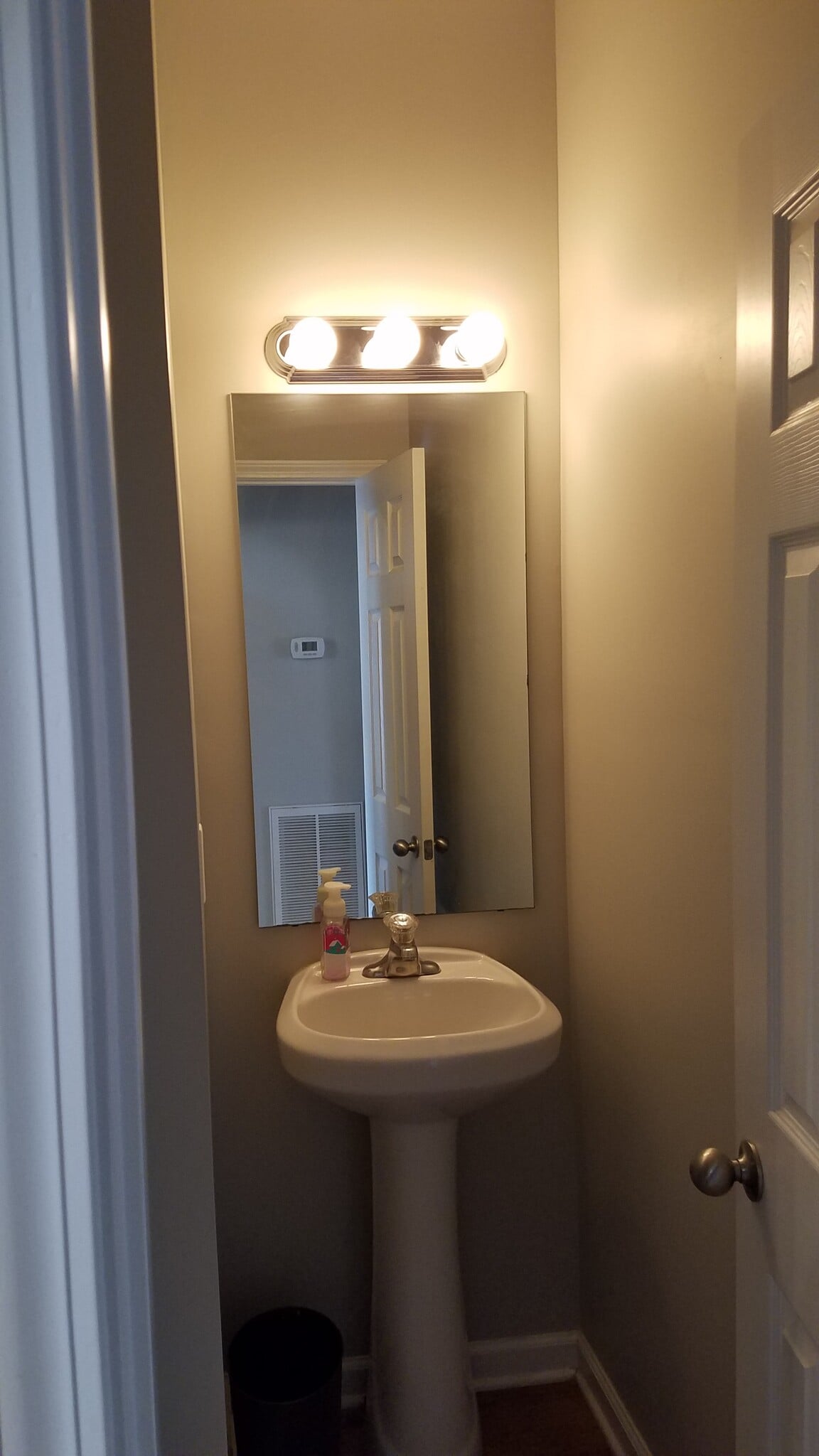 main floor bathroom - 618 Spence Enclave Way