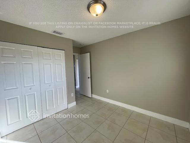 Building Photo - 16201 SW 141st Ave