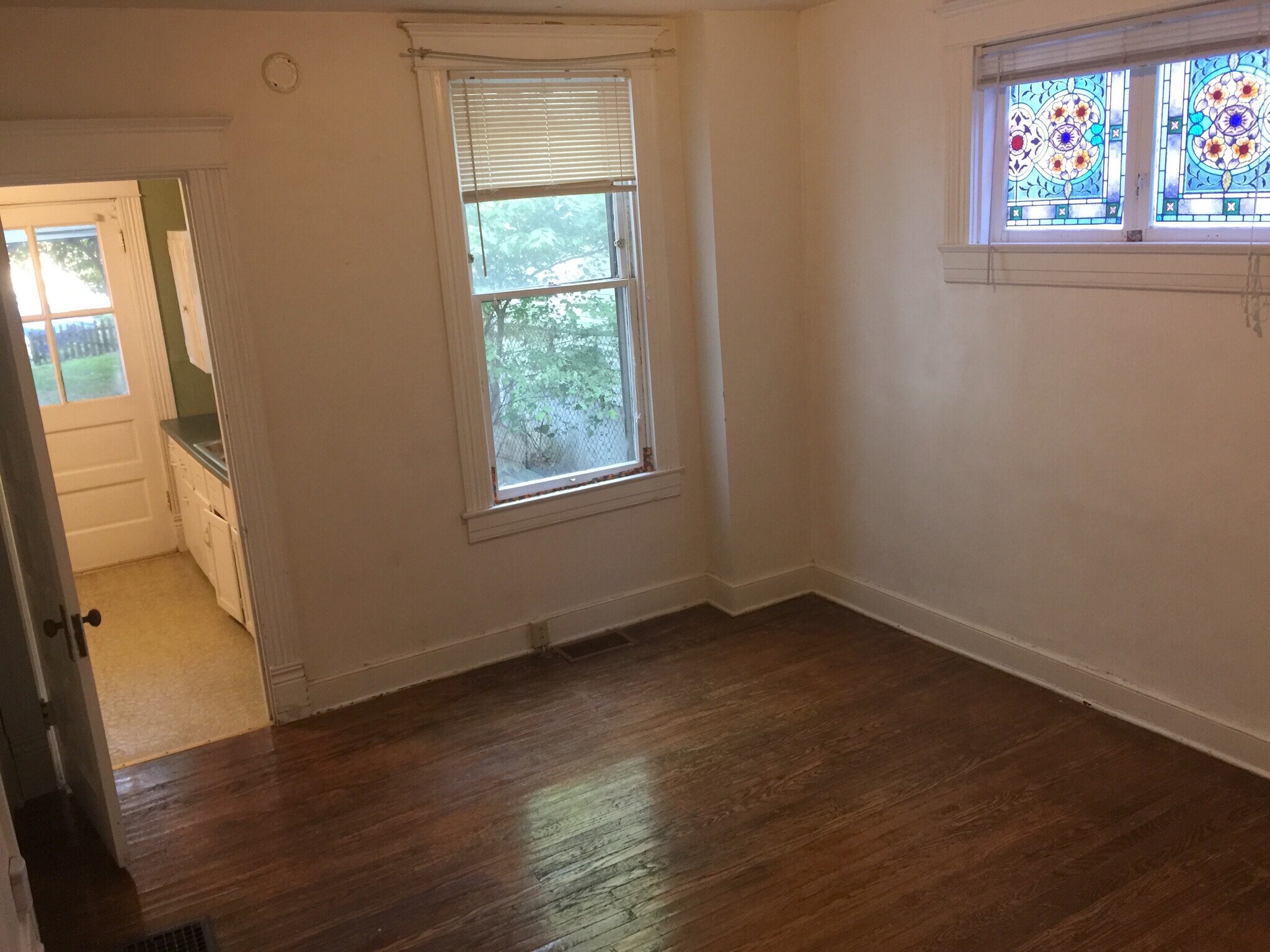 Building Photo - 2026 Alta Ave