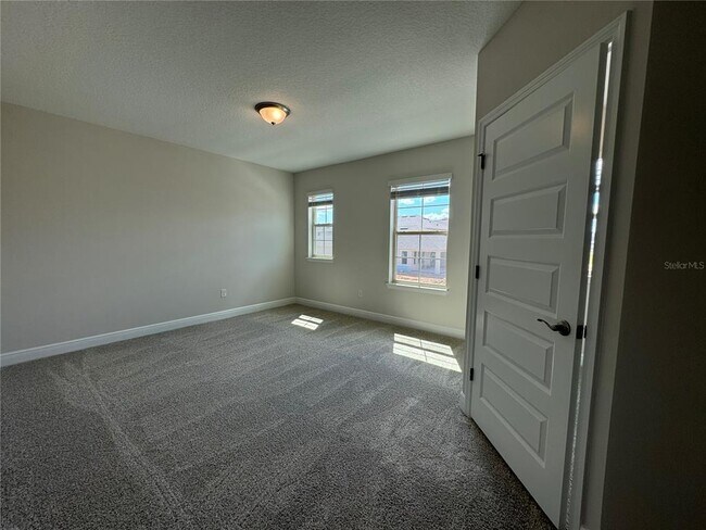 Building Photo - 16119 Skysail St