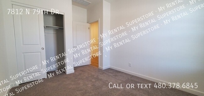 Building Photo - 7812 N 79th Dr
