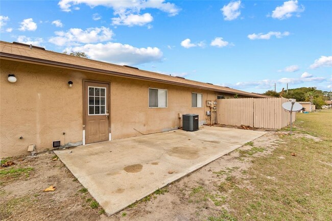 Building Photo - 459 W Rosewood Ln
