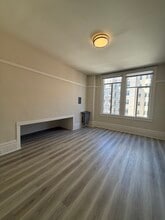 Building Photo - 422 Ellis St