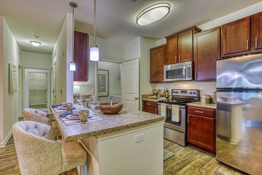 Building Photo - The Links at Pebble Creek Apartments