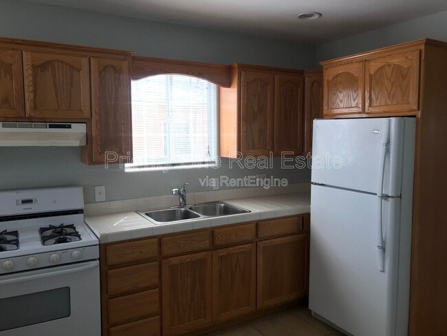 Building Photo - 4366 36th St