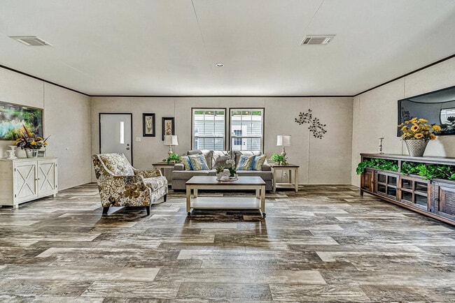 Building Photo - 4075 Lookout Ln