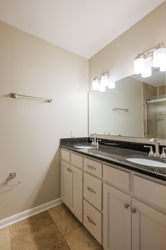 Building Photo - Great home in Wood Valley!