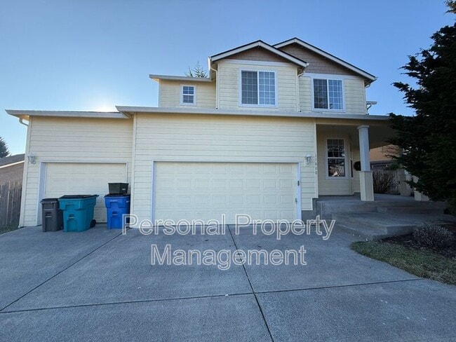 Building Photo - 11608 NE 2nd Ave