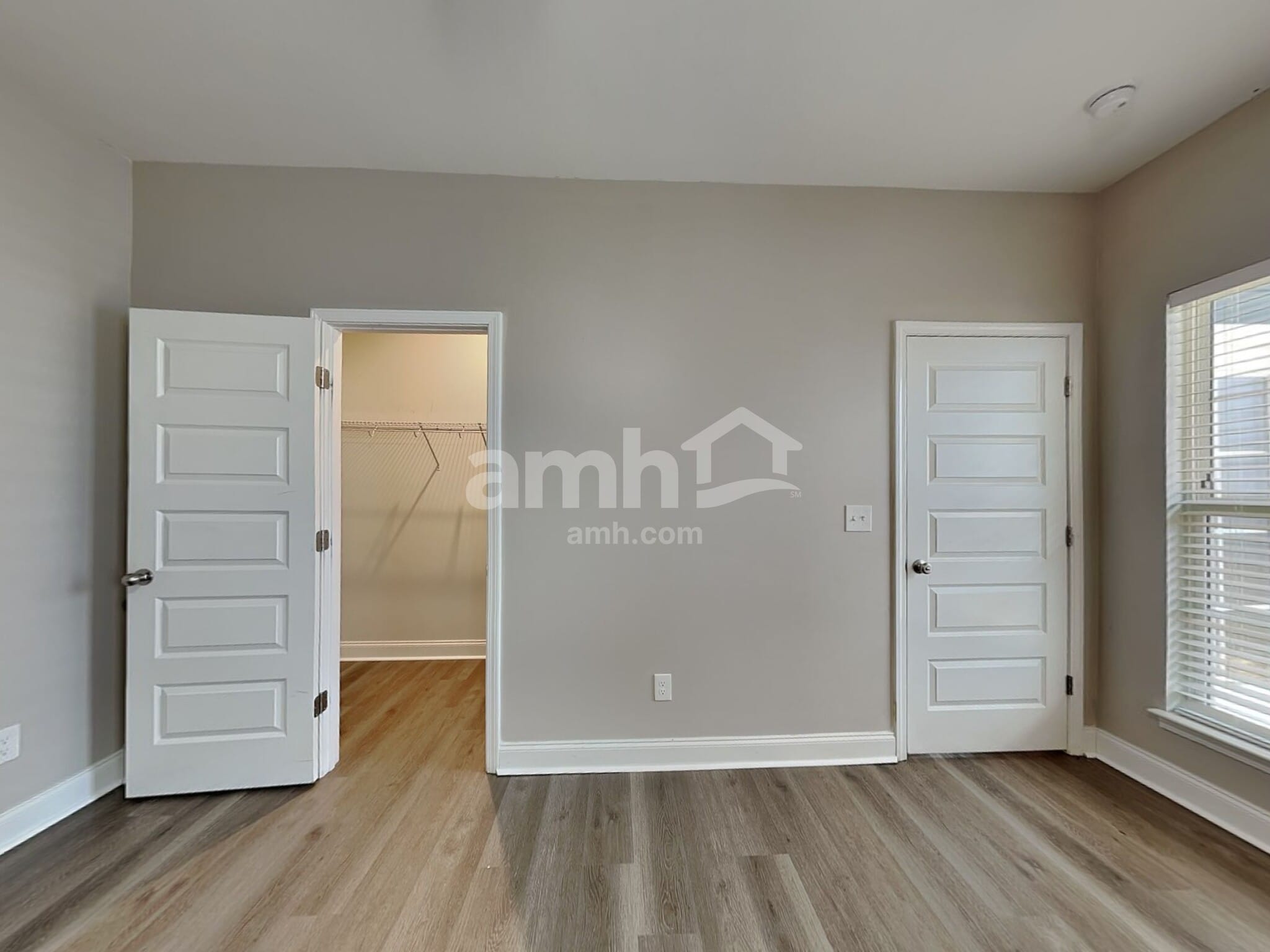 Building Photo - 5342 Tupelo St