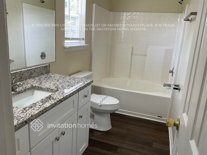 Building Photo - 7906 Lobilia Ln